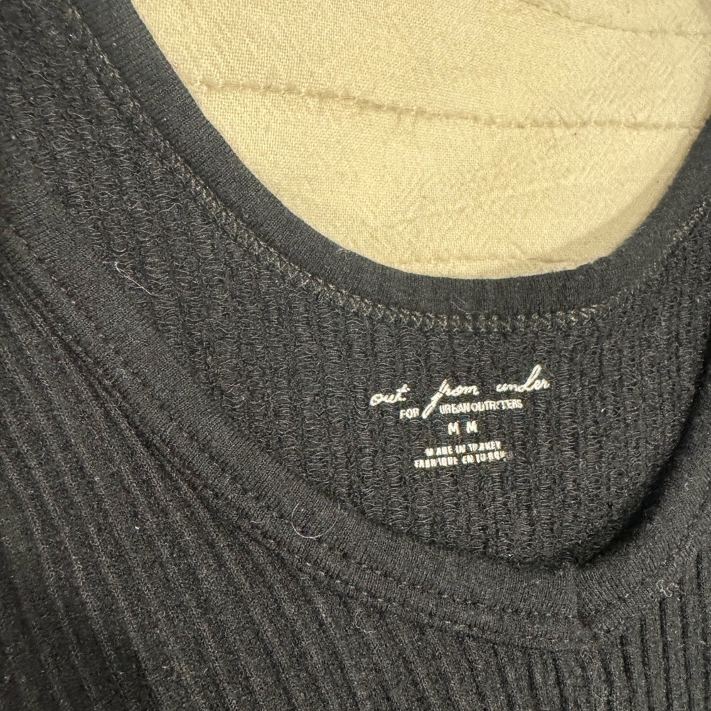 Out from Under Ribbed Crop Tops - Picture 2 of 3